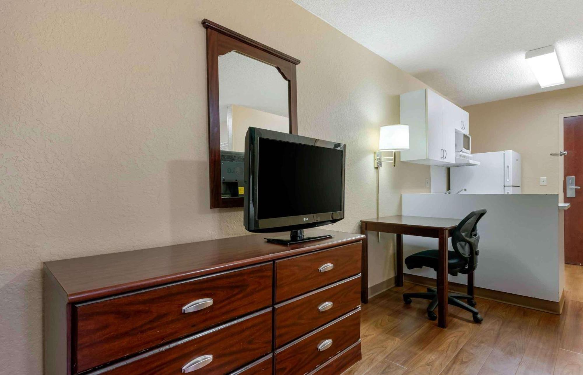 Extended Stay America Select Suites - Jacksonville - Lenoir Avenue East Ngoại thất bức ảnh