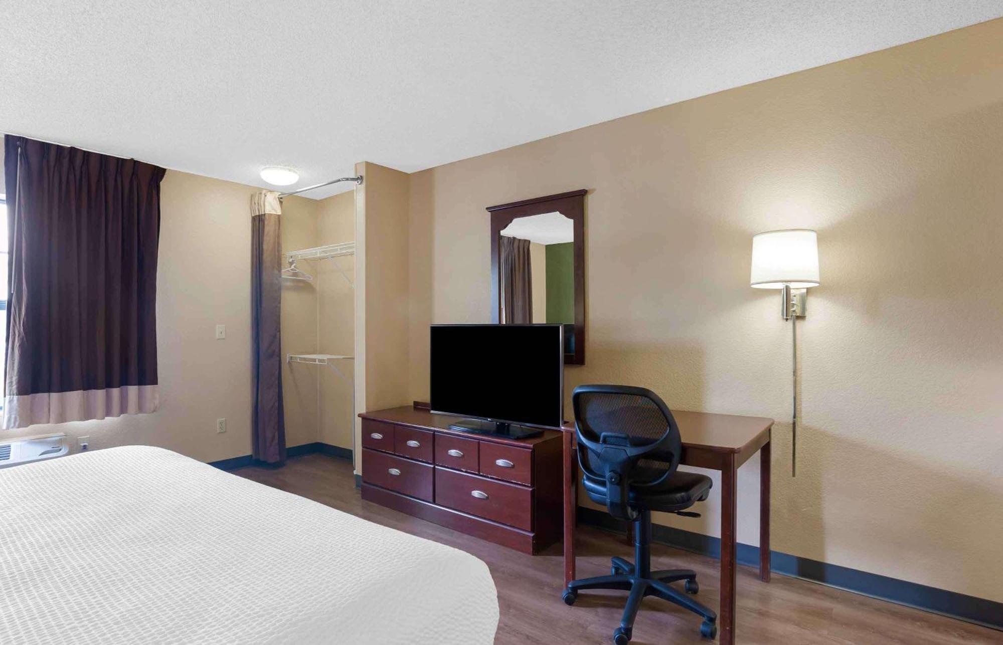 Extended Stay America Select Suites - Jacksonville - Lenoir Avenue East Ngoại thất bức ảnh
